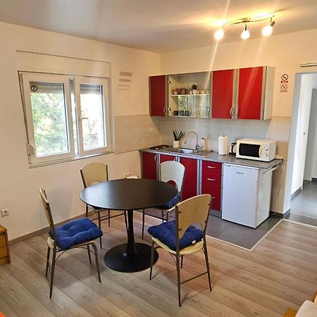 Apartment Brigitte Врси Экстерьер фото