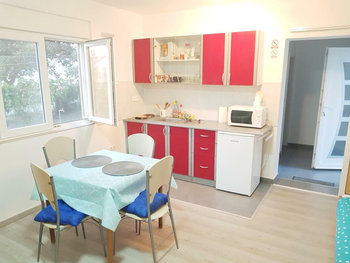 Apartment Brigitte Врси Экстерьер фото