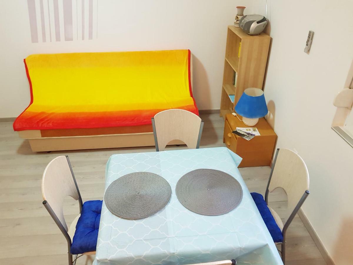 Apartment Brigitte Врси Экстерьер фото